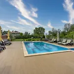 Brioni Colors 3* Pula