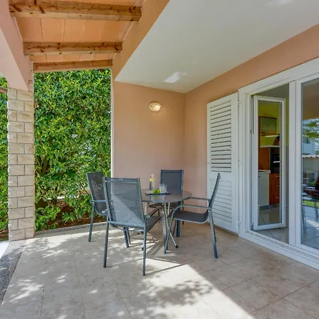 Brioni Colors Πανσιόν Πούλα