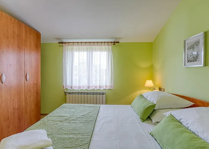 Πανσιόν Brioni Colors Πούλα