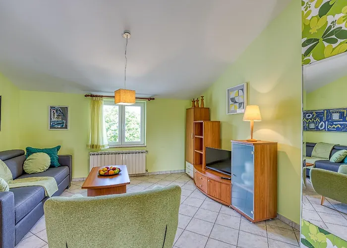 Brioni Colors Πανσιόν 3*