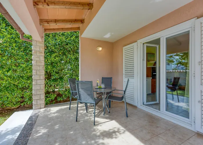 Brioni Colors Πανσιόν Πούλα