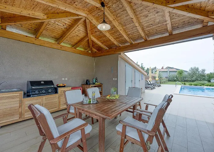 Πανσιόν Brioni Colors